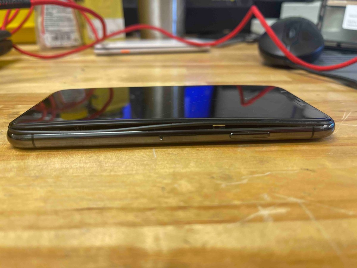 Aftermarket iPhone Battery or Genuine Battery?